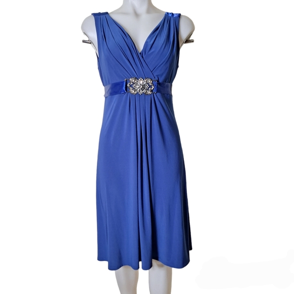 Scarlett Nite Dresses & Skirts - Scarlett Nite Women's Blue  V-Neck Sleeveless Slip On Dress 8